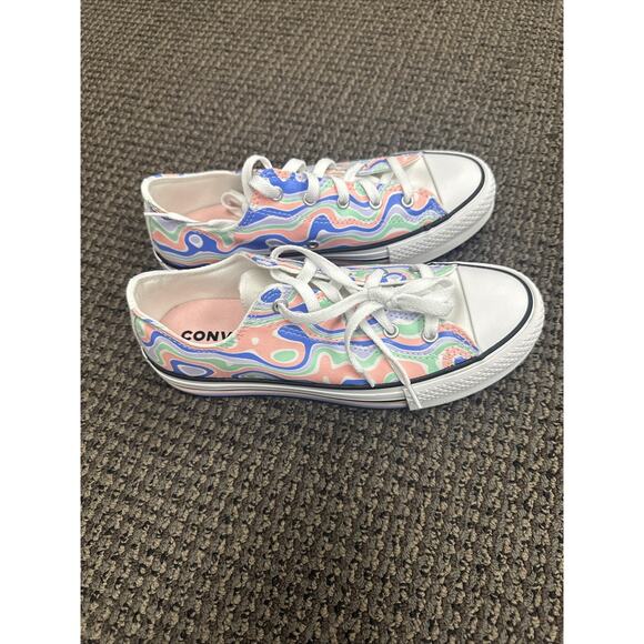 Converse CTAS Lift Platform Low Top Women Kids Canvas Sneaker Size 3.5 A010185 - Picture 2 of 6